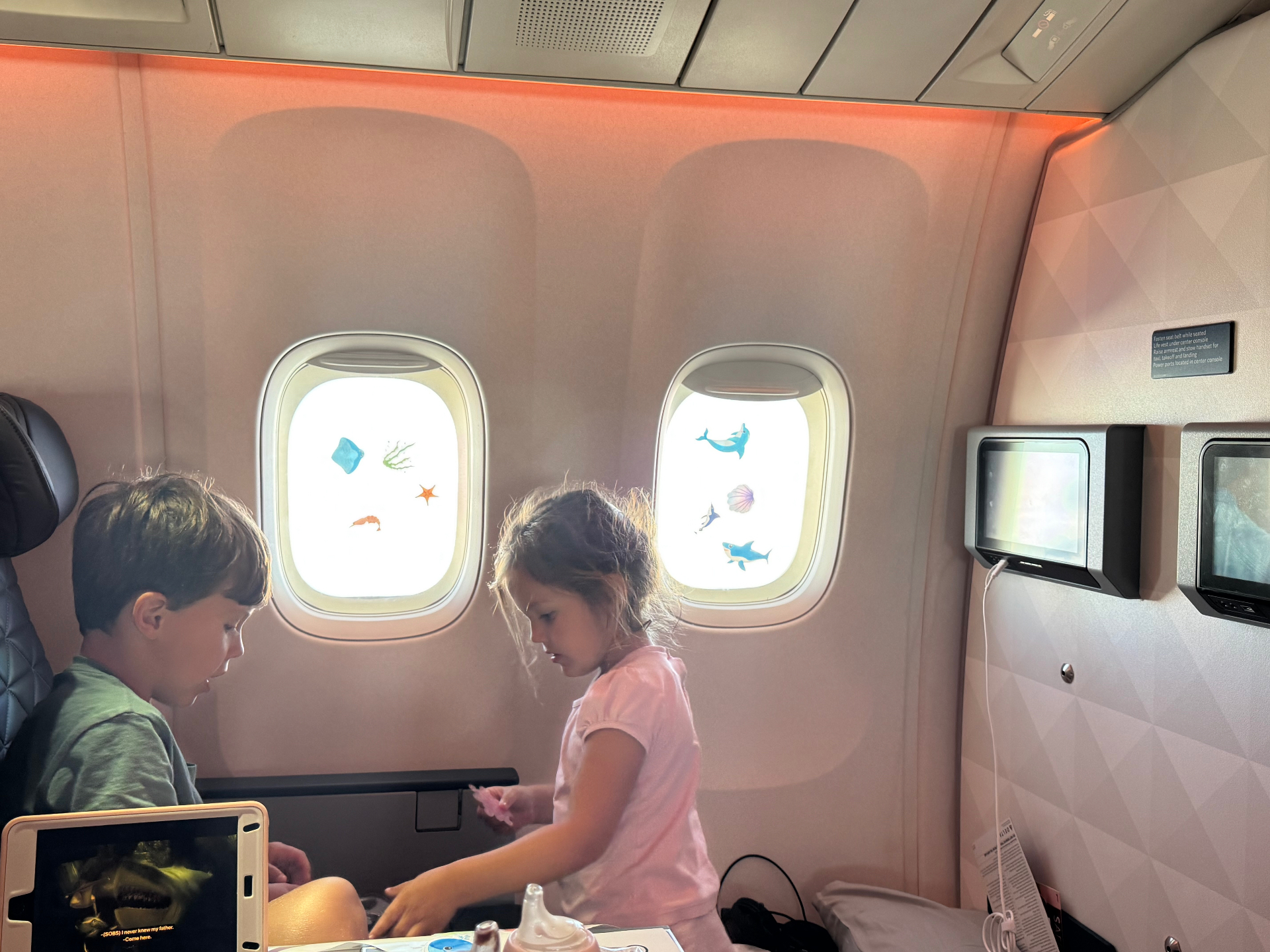 8 Tips for Traveling with Kids 5 and Under (That Actually Work)
